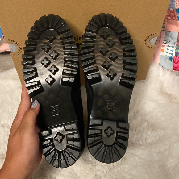 Dr. Martens Rometty BLACK BURNISHED WYOMING BOOT / 23917001 - Picture 10 of 15